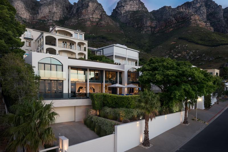 To Let 5 Bedroom Property for Rent in Camps Bay Western Cape